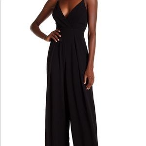 Socialite tie back v neck jumpsuit
